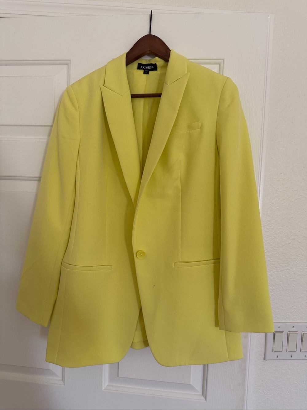 Express Women's Lemon Yellow Single-Button Blazer